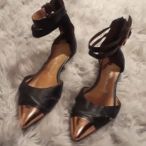 8.5 real leather Jeffrey Campbell flats